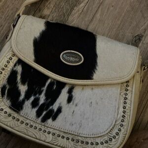 Elegant Black and White Crossbody Bag